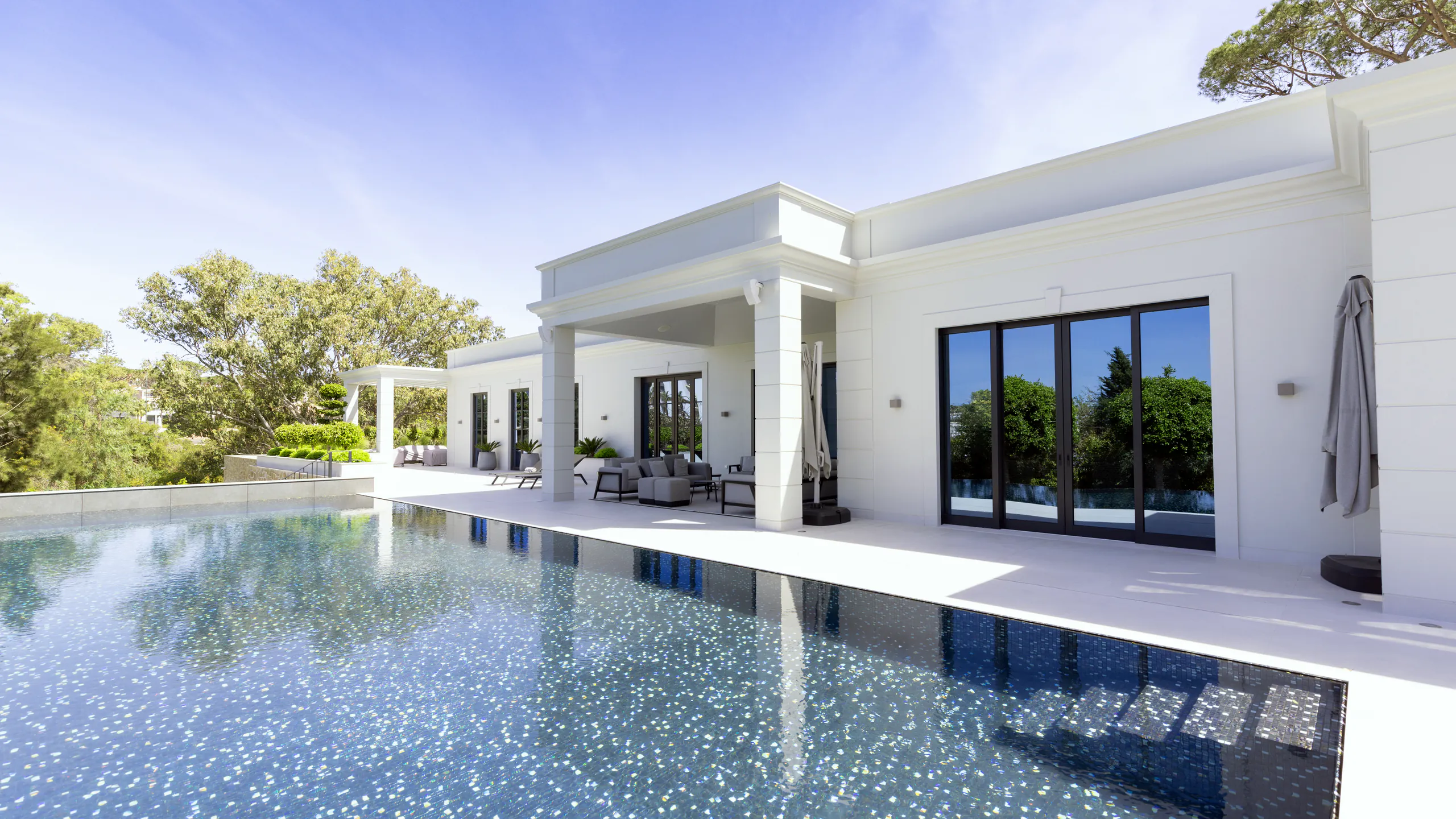 Contemporary Classic Villa architectural view 2