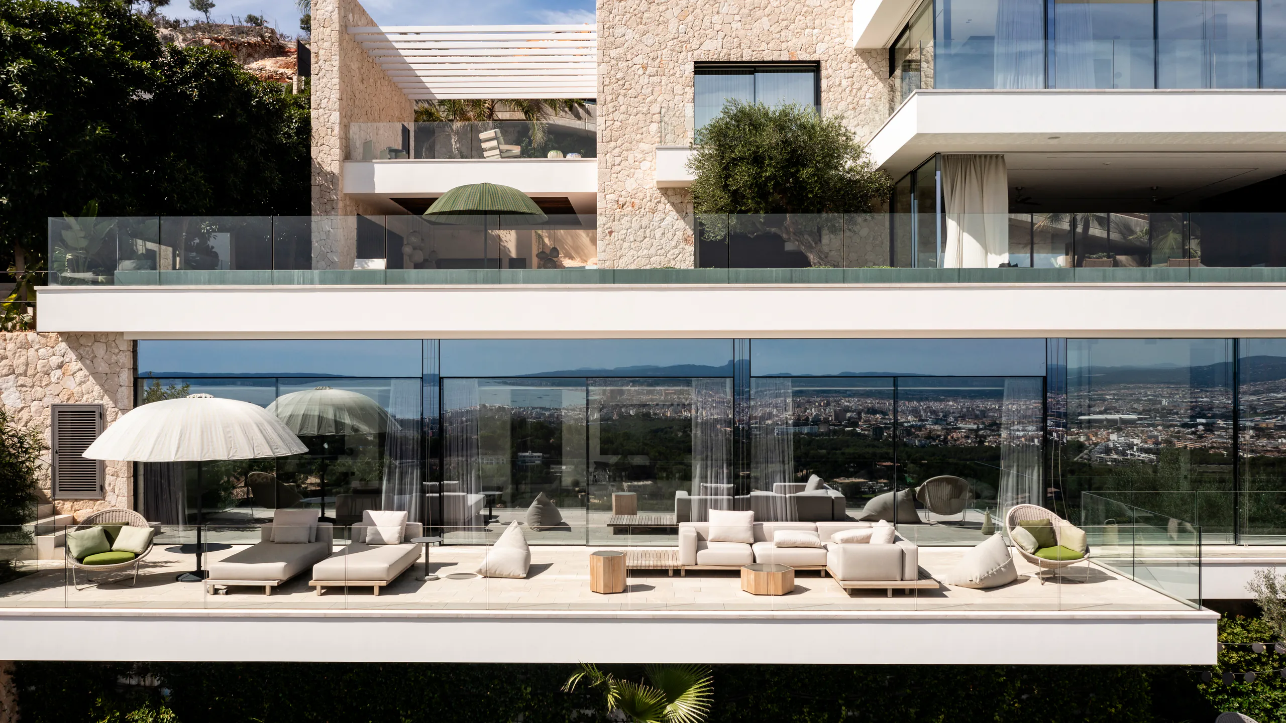 Casa AL08 architectural view 4